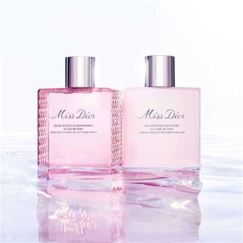 bain moussant dior|Miss Dior Gelée de Douche Bienfaisante à l'Eau de Rose.